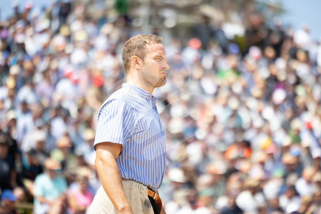 Rigi2025_1970 | Die Schwinger des Schwyzer Kantonalen Schwingerverbandes: Fotos, die Dynamik und Leidenschaft festhalten, sowie emotionale Momente aus dem traditionellen Schwingsport zeigen. - Realisiert mit Pictrs.com