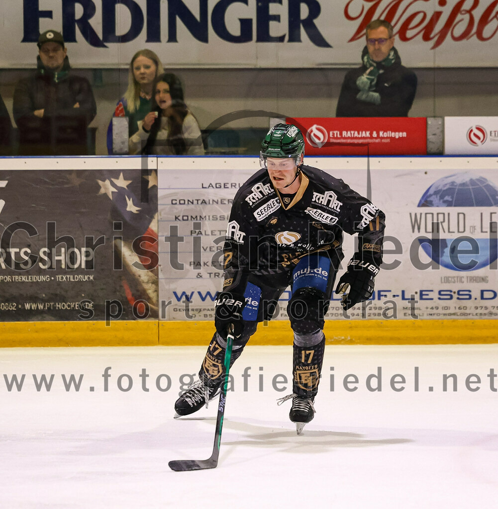 2024-02-16_055_TSV_Erding_gegen_ERSC_Amberg | Erding, Deutschland, 16.02.2024:
Eishockey, Bayernliga Playoffs 2023 / 2024, 1. Spieltag, TSV Erding gegen ERSC Amberg, Endergebnis: 1:2

Elia Ostwald (Erding Gladiators, #17)

Foto: Christian Riedel / fotografie-riedel.net
