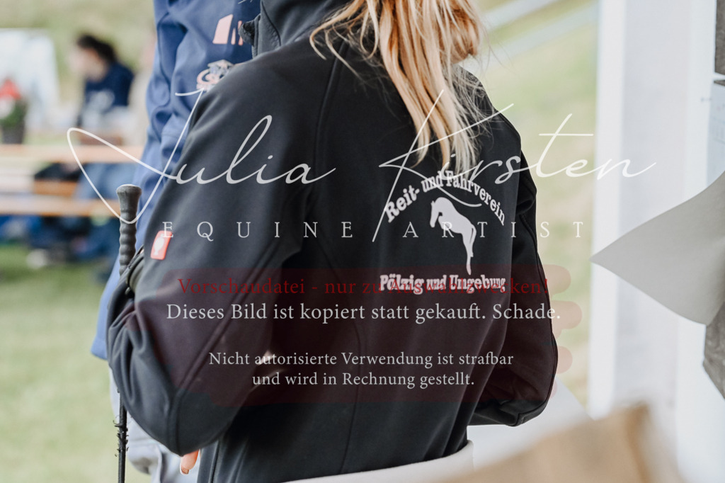 DSC_7046 | Pferde- und Turnierfotografie in Westsachsen. Pferdeportraits, Auftragszeichnungen und intuitive Kunst.