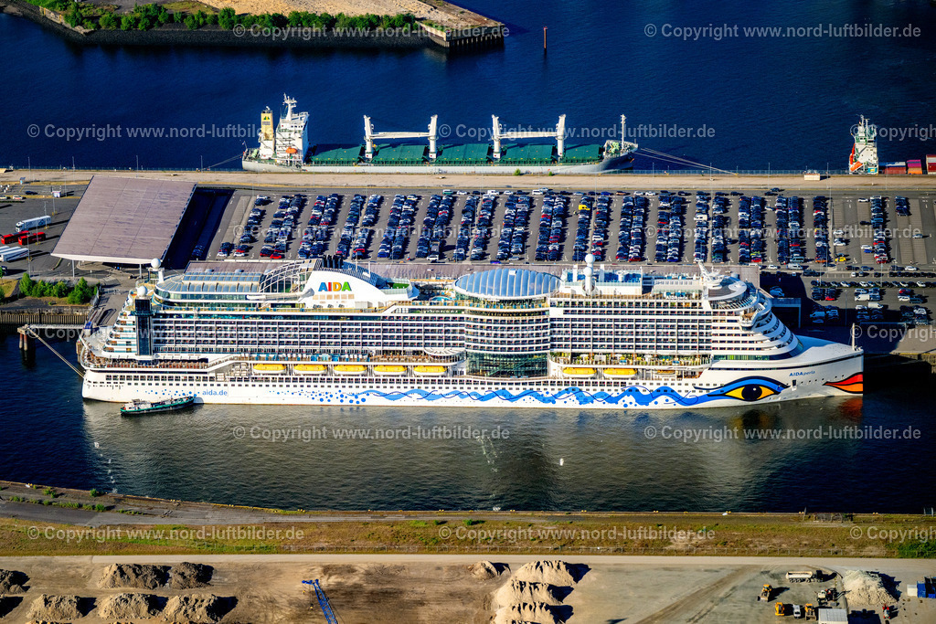 Hamburg_Steinwerder_Cruise_Terminal_AIDA_Perla_ELS_1067240525 | HAMBURG 24.05.2025 Kuhwerder und Kreuzfahrt-Terminal in Hamburg-Mitte / Steinwerder " Aidaperla ". Ein Projekt der Hamburg Port Authority HPA. // Kuhwerder and the cruise terminal in Hamburg-Mitte / Steinwerder "Aidaperla." A project of the Hamburg Port Authority (HPA). Foto: Martin Elsen