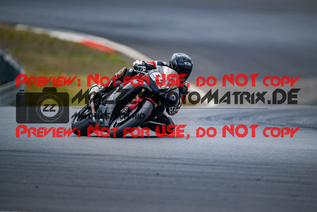 MaZZes_FotoMatrix_230719_4736 | ROT