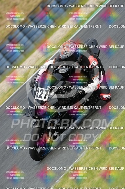 2025_05_31_PBK_32905 | Sportfotografie; SlowMotion; Video; Rennstrecke; Hafeneger; RSE; Speer; Trackday; Motorsportarena; Hockenheimring; Brno; Most; Barcelona; Valencia, Benny; Kaetzmer;