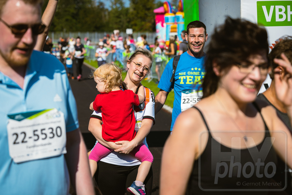 16. Hoywoj-CityLauf im Sportforum Hoyerswerda - 16.09.2023 | 555m Wohnungsgesellschaft-Familien-Flitzer-Lauf - Realisiert mit Pictrs.com