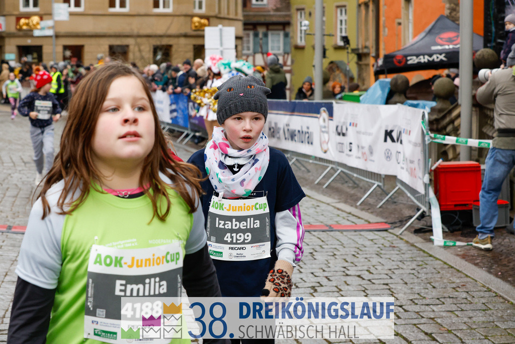400m AOK Junior Cup | 3 Koenigslauf 2024 400m AOK Junior Cup - Realisiert mit Pictrs.com