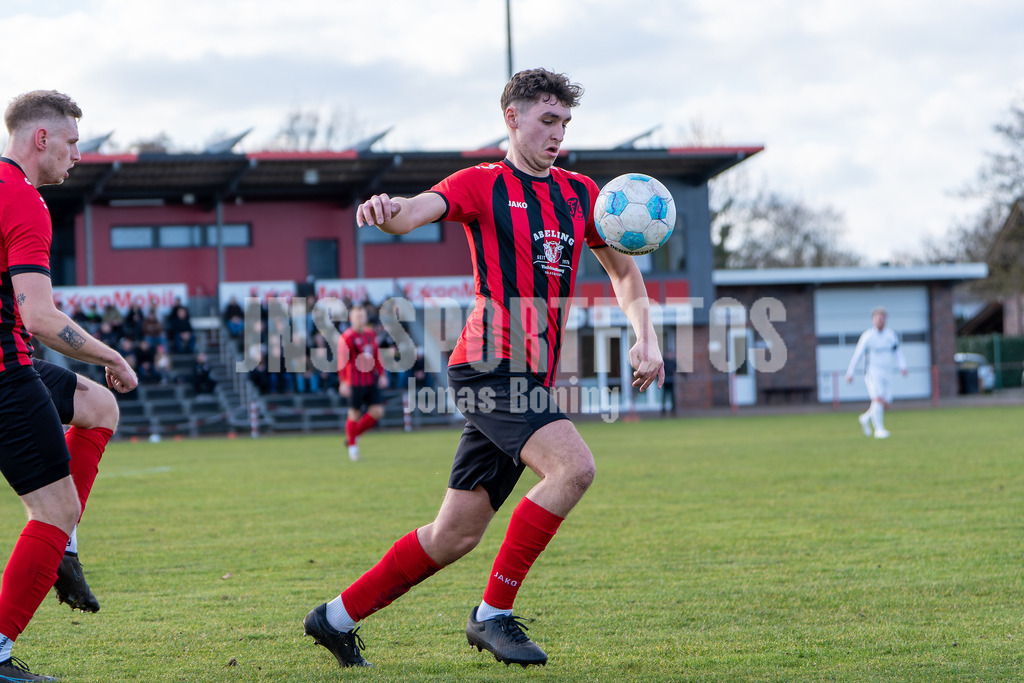 Fußball I Herren I Saison 2025-2026 I Bezirksliga Weser-Ems 4 I 21. Spieltag I TuS Frisia Goldenstedt - Vfl Oythe I 3875 | jns.sportfotos - Realisiert mit Pictrs.com