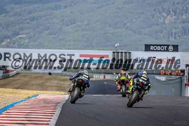 pubi0347 | Professionelle Fotos von Sportveranstaltungen, aber auch Hochzeiten und anderen Events. - Realisiert mit Pictrs.com