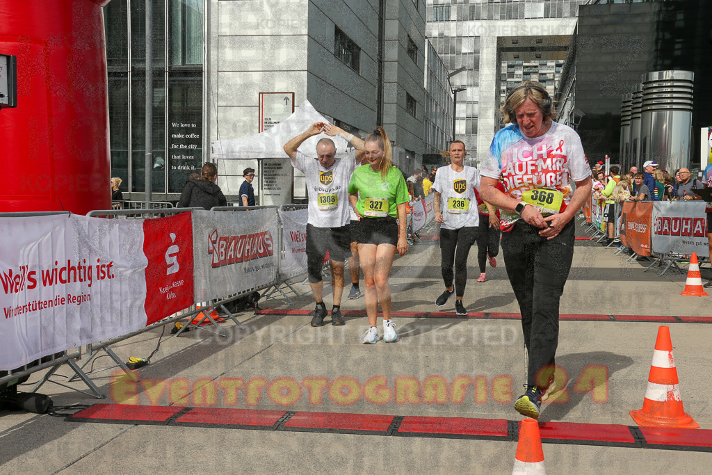 250920_1333_EX1_5477 | Sportfotografie im Rhein-Sieg Kreis, Köln, Bonn, NRW, Rheinland Pfalz, Hessen, etc. Unser Tätigkeitsfeld umfasst den Laufsport vom Volkslauf über den Marathon, Duathlon, Triathon bis zum Ultralauf wie Kölnpfad Ultra oder Schindertrail.