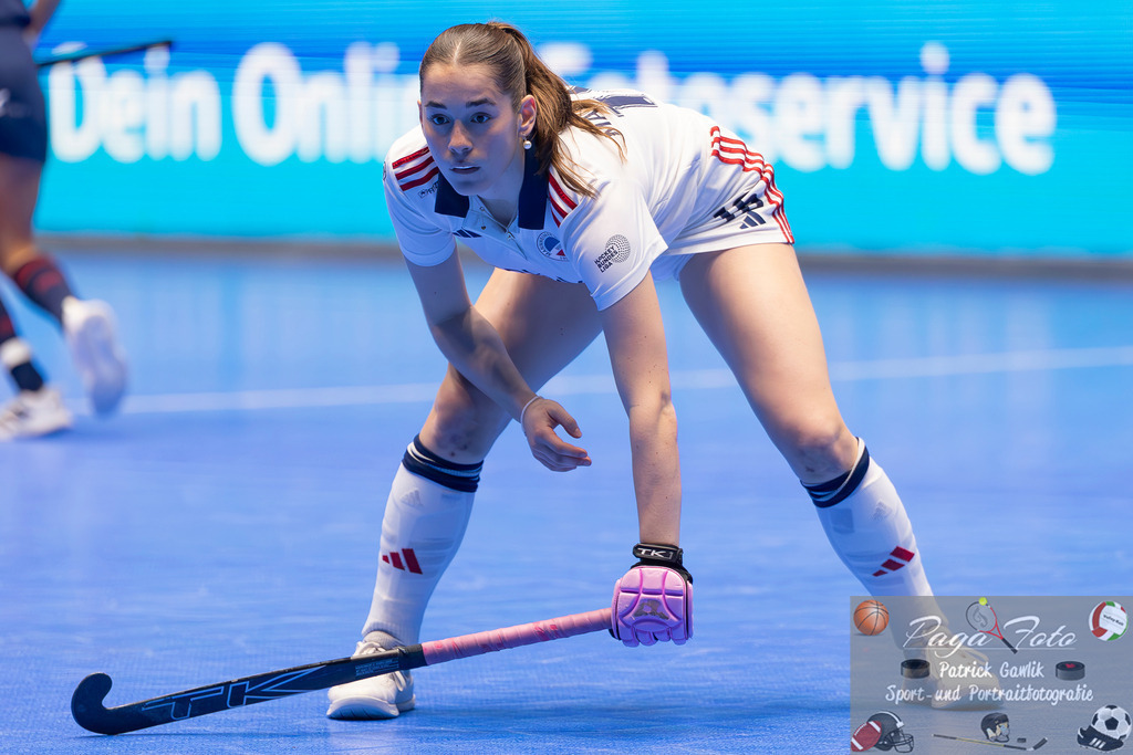 Volvo E.R.B. Final 4 Halbfinale Frauen: Mannheimer HC - Düsseldorfer HC, 25.01.2025 | Alexine Matthysen (Mannheimer HC #16), Freisteller, ,Portrait, Porträt, Mannheimer HC - Düsseldorfer HC, Frankfurt, Süwag Arena, 25.1.2025 - Realisiert mit Pictrs.com