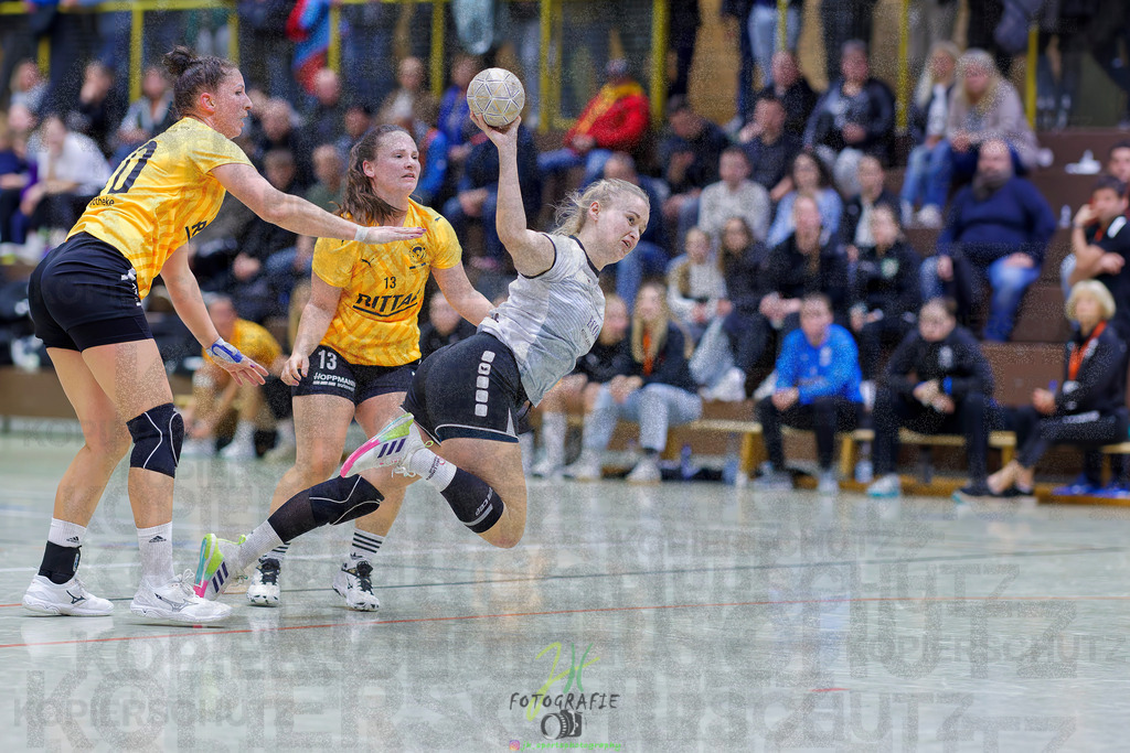 Frauen Oberliga Mitte (HHV); HSG Eibelshausen/Ewersbach - HSG Linden | Frauen Oberliga Mitte (HHV); HSG Eibelshausen/Ewersbach - HSG Linden am 15.11.2025 in Eibelshausen (Holderberghalle)Photo © 2025 - Jörg Heinrich - Realisiert mit Pictrs.com