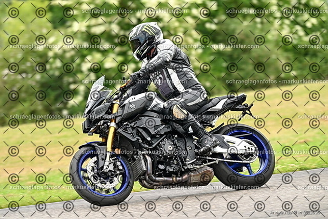 25bt02-0065 | markuskiefer.com - Realisiert mit Pictrs.com