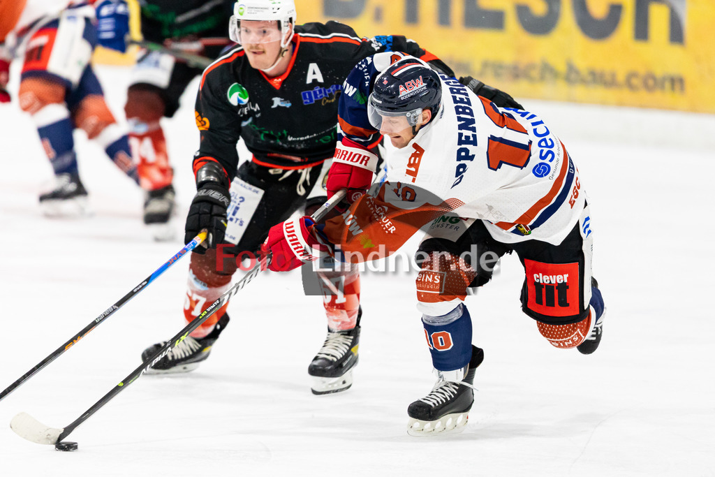 Bayernliga Eishockey TSV Peißenberg Miners gegen ESC Kempten Sharks am 28.10.22 im Eisstadion Peißenberg | Bayernliga Eishockey TSV Peißenberg Miners gegen ESC Kempten Sharks am 28.10.22 im Eisstadion Peißenberg