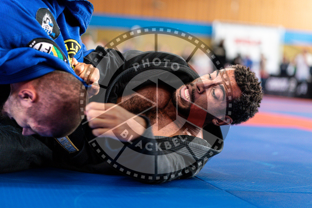 20250510PBB1545 | Athletes compete during the JJLG Berlin Open Jiu-Jitsu Championship on May 10, 2025 in Berlin, Germany. © Chiara Dazi / photoblackbelt