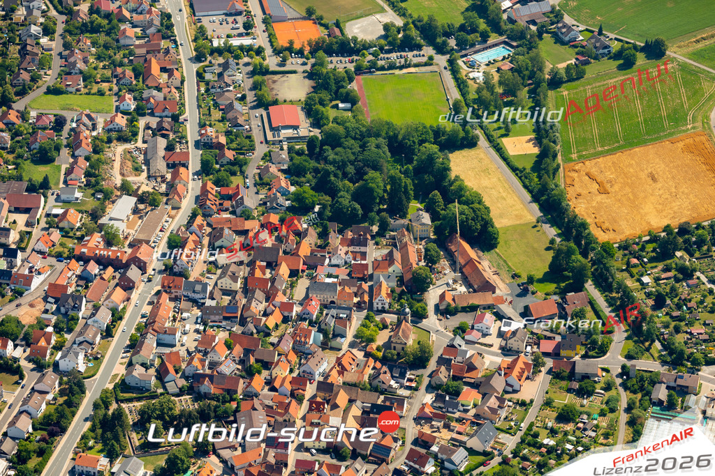 Das Luftbild zeigt :  Uettingen - Die Luftaufnahme wurde 2023 vom UL-Flugzeug aus erstellt ( keine Drohne ) - Hochauflösende Luftaufnahme - Für grossformatige Ausdrucke geeignet. Die Geschenkidee !Mit Lizenz und Bildrechte bestellbar