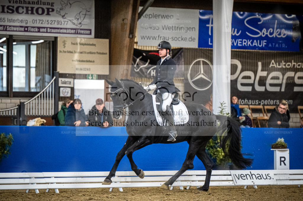 DOS_1612 | Entdecke hochwertige Reitturnierfotos von Foto Oger. Professionell, emotional und authentisch – jetzt Lieblingsmomente im Shop bestellen. - Realisiert mit Pictrs.com