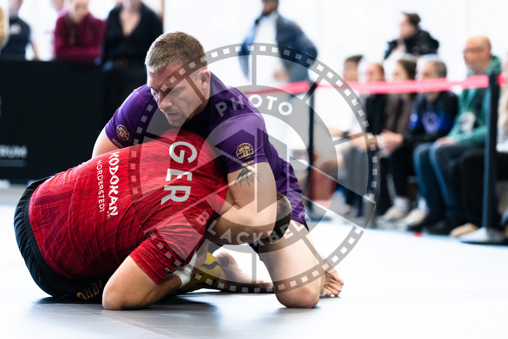 20251129PBB5360 | Fighters compete during the luta livre competition ILLCS XI winter edition on November 29, 2025 in Hannover, Germany.