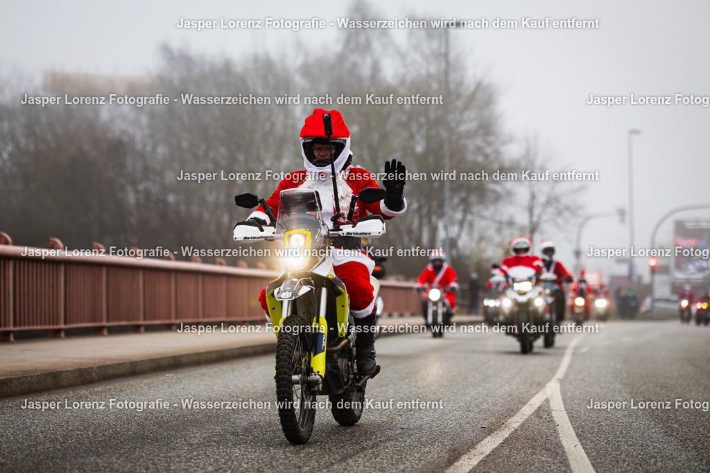 X-Mas Ride I Kiel I 2025 | Jasper Lorenz Fotografie - Realisiert mit Pictrs.com