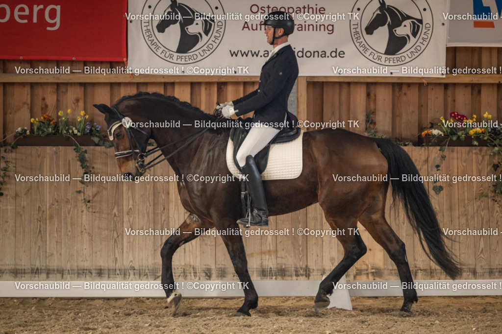 _D5A9502 | Emotionale Pferde- & People-Fotografie rund um Heidelberg, Leimen & Umgebung. Natürliche Fotos von Pferd, Mensch & Familie. Jetzt Termin sichern!