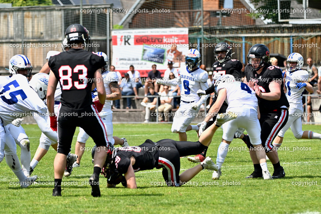 Carinthian Lions vs. Cineplexx Blue Devils | #83 Schimpl Peter Carinthian Lion, #89 Fantic Philip Carinthian Lion, #56 Weisensteiner Laurin Carinthian Lion, Carinthian Lions vs. Cineplexx Blue Devils, Carinthian Lions vs. Cineplexx Blue Devils am 09.06.2025 in Klagenfurt (ASV Sportplatz), Austria, (Photo by Bernd Stefan)