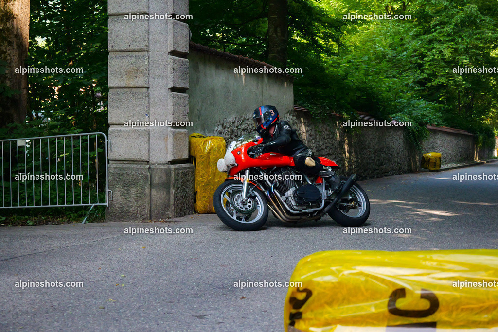 P1015096 | Erleben Sie atemberaubende, hochqualitative Fotos Ihrer Fahrt entlang der malerischen Alpenstraßen. Besuchen Sie alpineshots.com, um professionelle Aufnahmen Ihrer unvergesslichen Reise zu finden und zu kaufen - Realisiert mit Pictrs.com