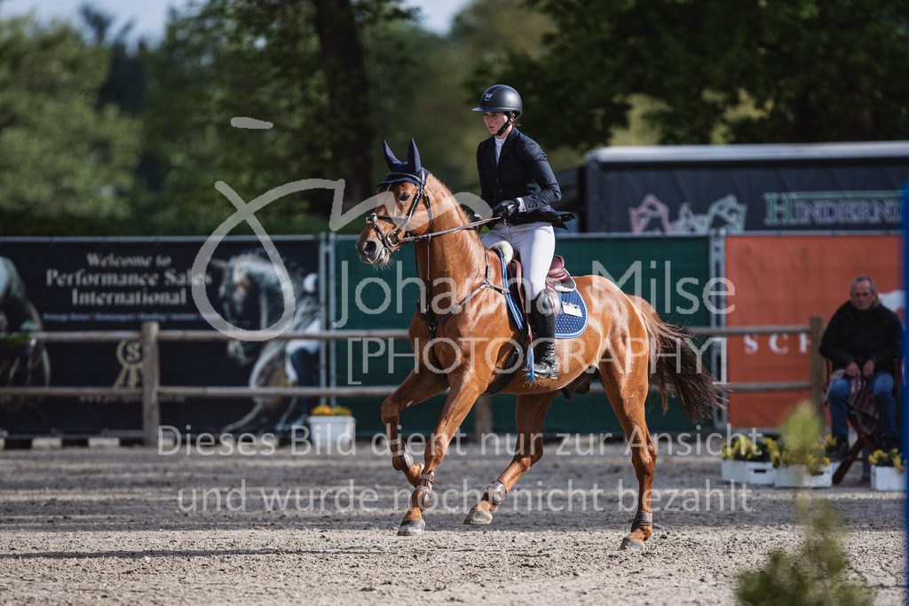 250506_Mühlen_SprPf-M-507 | Deine schönsten Turniermomente als professionelle Fotos! Entdecke hochwertige Pferdesport-Fotografie im Online-Shop. Jetzt Fotos finden & bestellen!