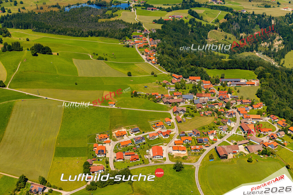 Schrägluftbild  Morgenbach  Wildsteig - Das Luftbild wurde 2025 vom UL-Flugzeug heraus erstellt ( keine Drohne ) - Hochauflösende Luftaufnahme -Nicht vergleichbar mit Google Maps oder Satelittenbilder- Die Geschenkidee !Mit Lizenz und Bildrechte bestellbar