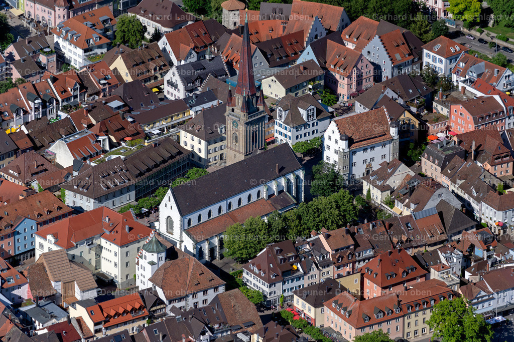 4032355 | RADOLFZELL AM BODENSEE 12.06.2020 Kirchengebäude des Münster Unserer lieben Frau in Radolfzell am Bodensee im Bundesland Baden-Württemberg, Deutschland. // Church building of the cathedral of Unserer lieben Frau in Radolfzell am Bodensee in the state Baden-Wuerttemberg, Germany. Foto: Gerhard Launer