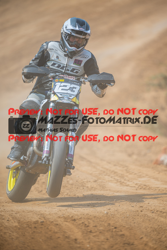 MaZZes-Fotomatrix-20260816-614909 | S2