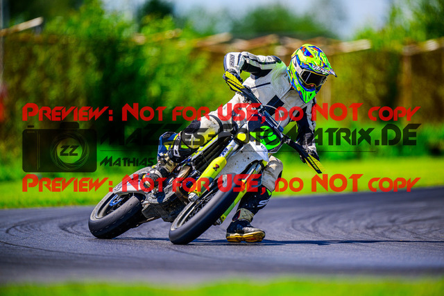 MaZZes_FotoMatrix_240714_6007705_4329 | S2