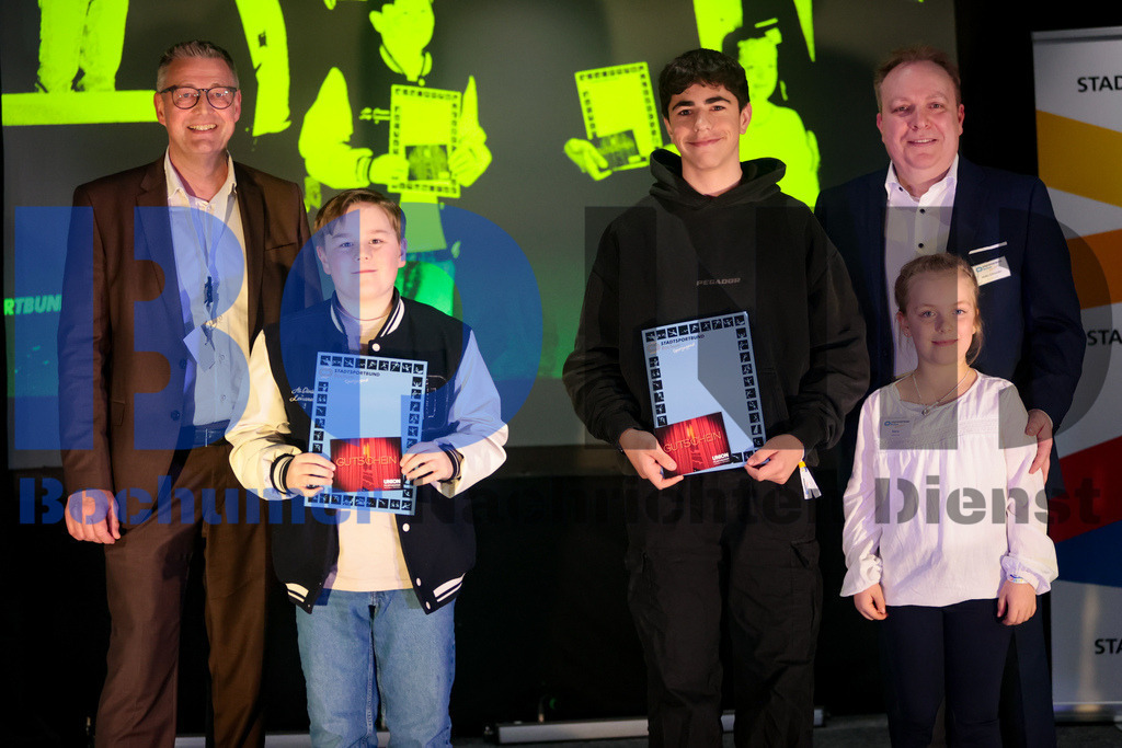 SEB_BOCSPO120240313-23 | bond - Realisiert mit Pictrs.com