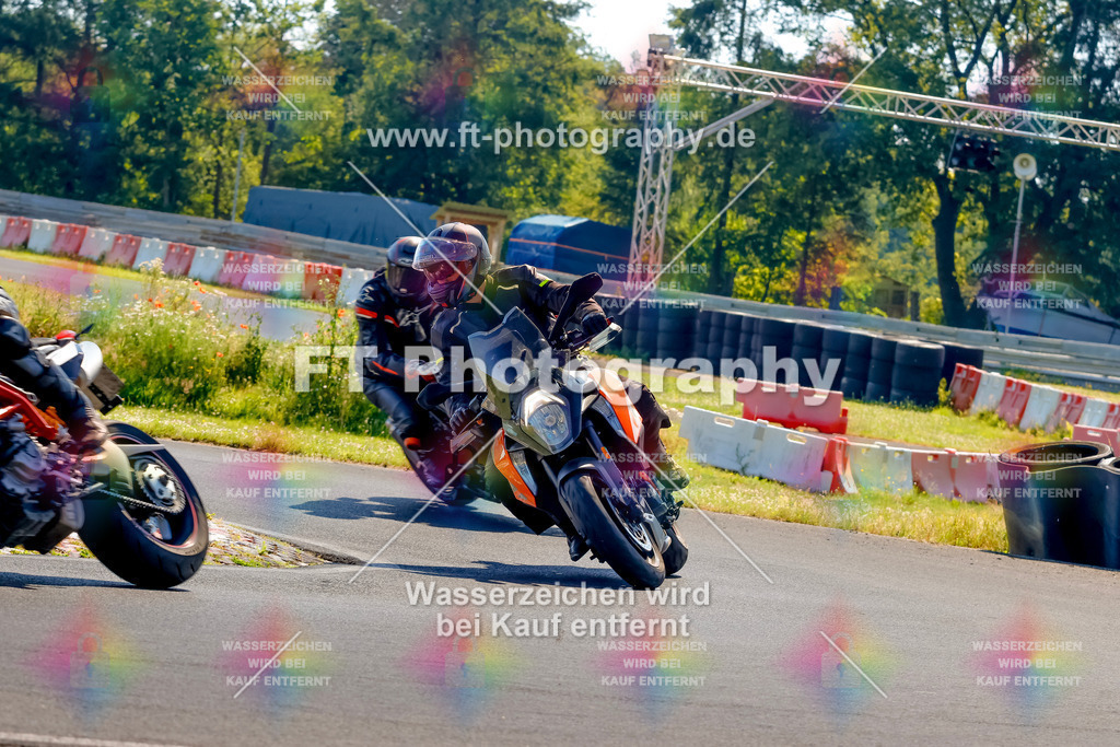 _MOT8972 | Hier findet Ihr Bilder von Touristenfahrten auf der Nürburgring Nordschleife oder von anderen Veranstaltungen die ich besucht habe. Viel Spass beim Durch Schauen 