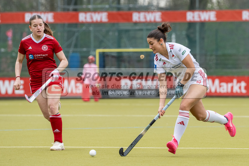 SFE_20260321_0028 | Köln, Deutschland, 21.03.26: Feldhockey 1. Bundesliga Damen zwischen Rot-Weiss Köln - Bremer HC im REWE Sportpark am 21.03.2026 in Köln, Deutschland. (Foto von Stephan Fehrmann)Köln, Germany, 21.03.26: Feldhockey 1. Bundesliga Damen between Rot-Weiss Köln - Bremer HC in REWE Sportpark at 21.03.2026 in Köln, Deutschland. (Foto from Stephan Fehrmann)