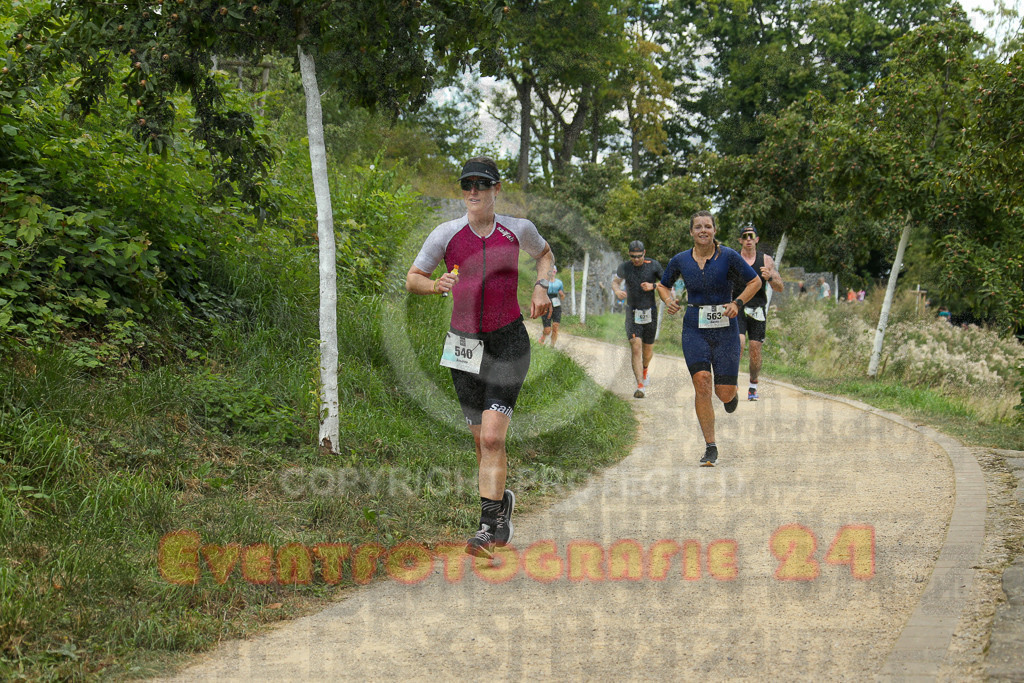 250824_1420_EX1_5867 | Sportfotografie im Rhein-Sieg Kreis, Köln, Bonn, NRW, Rheinland Pfalz, Hessen, etc. Unser Tätigkeitsfeld umfasst den Laufsport vom Volkslauf über den Marathon, Duathlon, Triathon bis zum Ultralauf wie Kölnpfad Ultra oder Schindertrail.