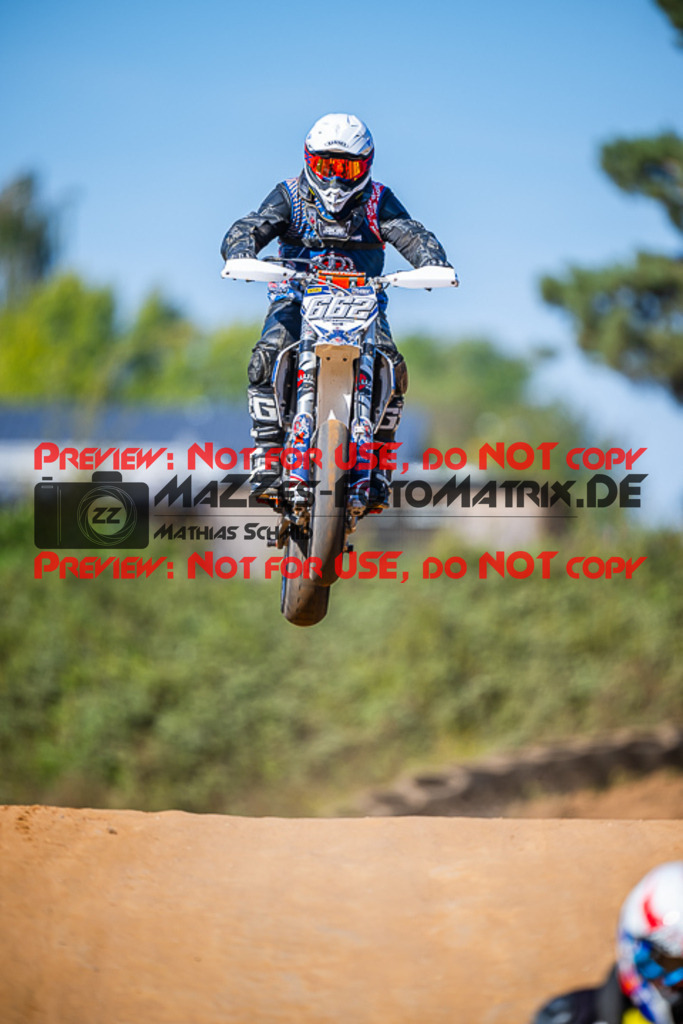 MaZZes_FotoMatrix_230916_1797 | S4