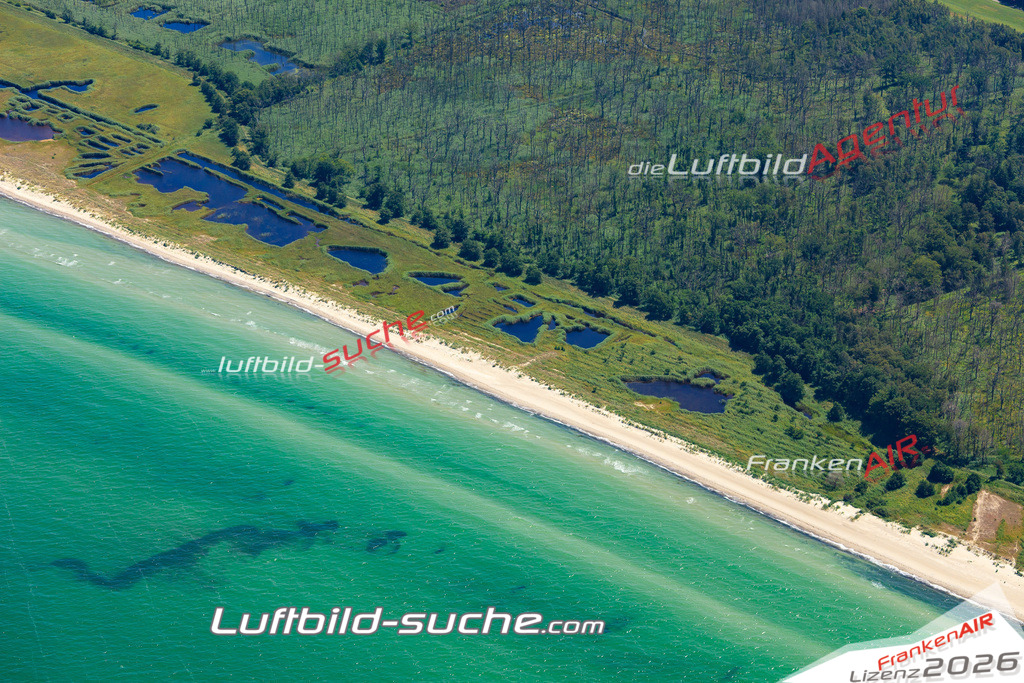 Die Luftaufnahme der Stadt Zingst wurde vom UL-Flugzeug heraus erstellt ( keine Drohne )- hohe Auflösung für beste Qualität