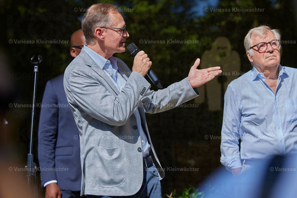 270801_180Jahre_ZooBerlin_00037 | Vanessa Kleinwächter - Realisiert mit Pictrs.com