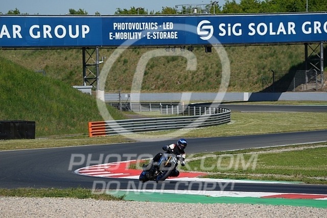 2025_05_12_PBK_18877 | Sportfotografie; SlowMotion; Video; Rennstrecke; Hafeneger; Speer; Racing; RSE; BMW; CBO; Trackday; Motorsportarena; Hockenheimring; Brno; Most; Barcelona; Valencia