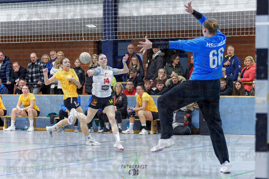 Frauen Oberliga Mitte (HHV); HSG Eibelshausen/Ewersbach - HSG Wettenberg II | Frauen Oberliga Mitte (HHV); HSG Eibelshausen/Ewersbach - HSG Wettenberg II am 13.12.2025 in Steinbrücken (Sporthalle am Hammerweiher)Photo © 2025 - Jörg Heinrich - Realisiert mit Pictrs.com