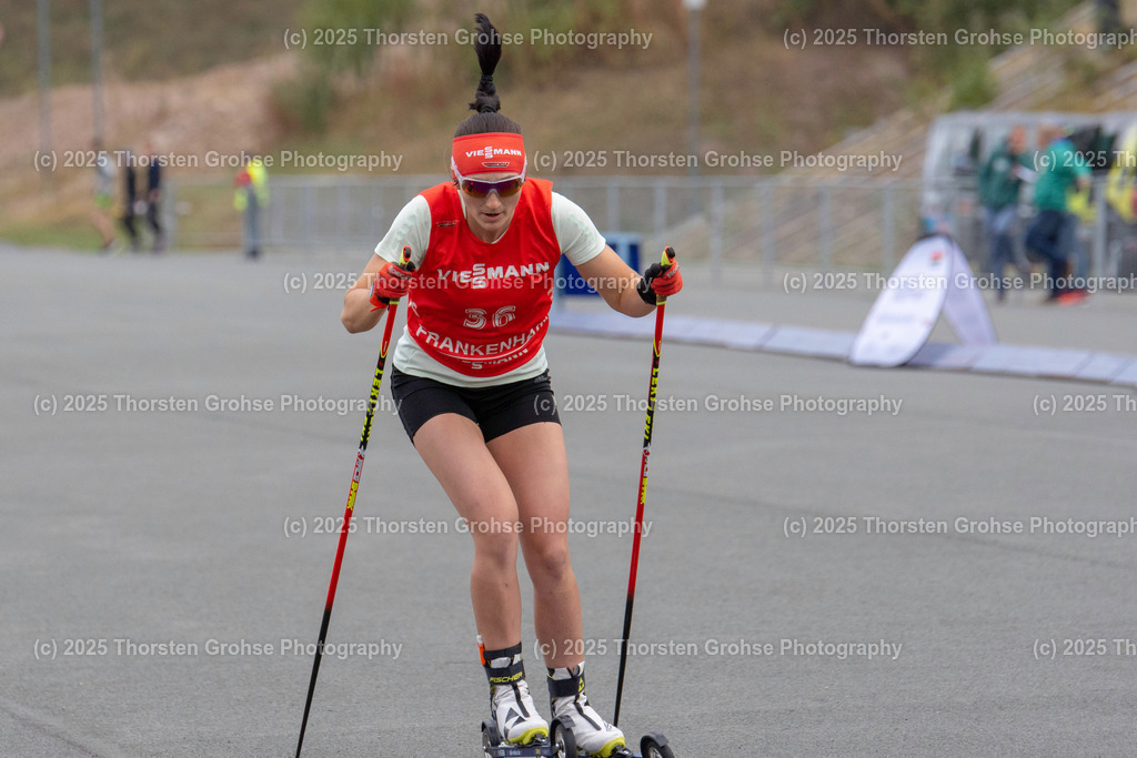 Deutsche Meisterschaften Biathlon | Deutsche Meisterschaften Biathlon, Speziallanglauf Frauen am 14.09.2018 in der DKB SKI ARENA in Oberhof, (Deutschland)

Bild: Fruehwirt Juliane vom SC Motor Tambach-Dietharz / Zoll - Realisiert mit Pictrs.com