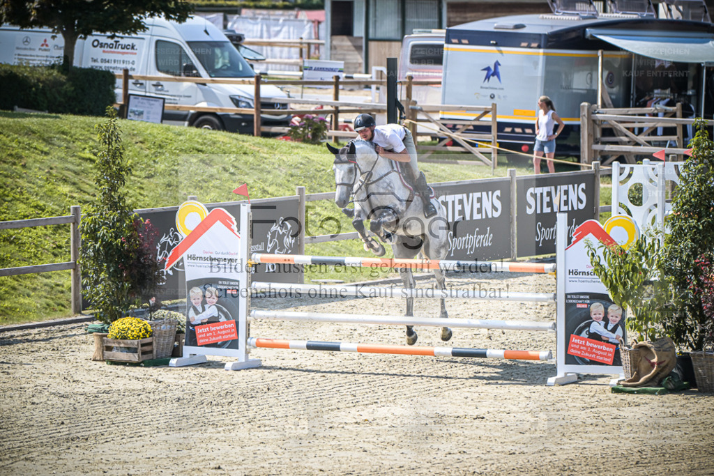 DOS_1766 | Entdecke hochwertige Reitturnierfotos von Foto Oger. Professionell, emotional und authentisch – jetzt Lieblingsmomente im Shop bestellen. - Realisiert mit Pictrs.com