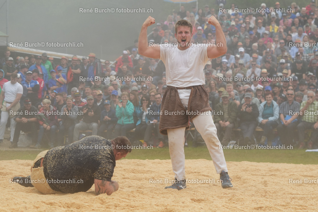 RB-04610 | René Burch leidenschaftlicher Fotograf aus Kerns in Obwalden.  Hier finden sie Sport, Landschaft und Natur Fotografie.
 - Realisiert mit Pictrs.com