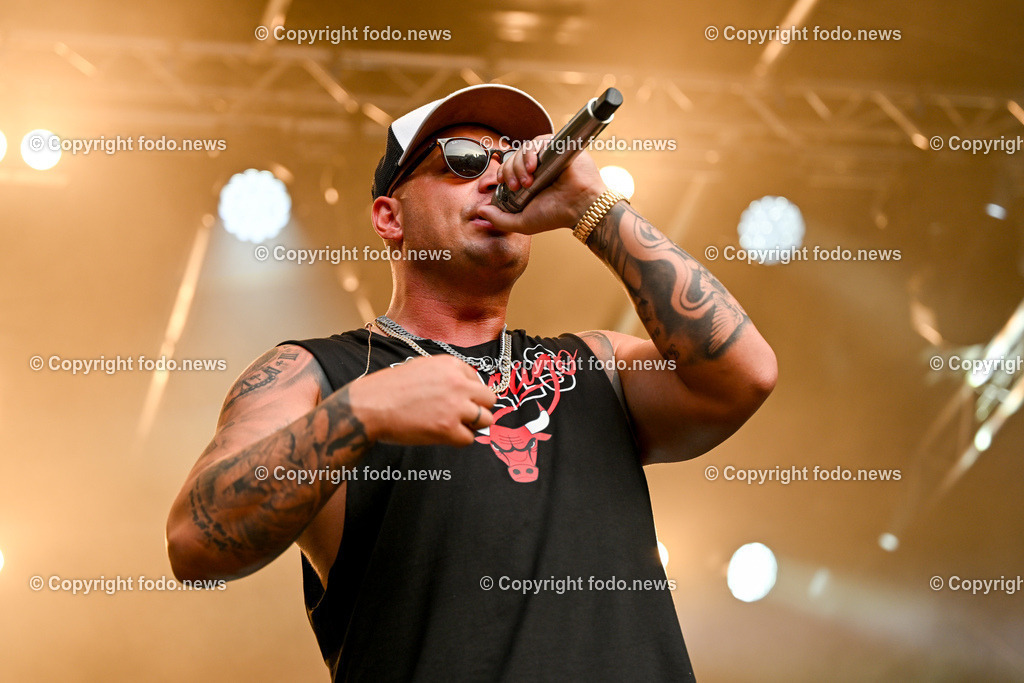 Posthof_ Pietro Lombardi_ 22.06.2023-13 | 22.06.2023, Linz, AUT, Posthof, Open Air Konzert Pietro Lombardi, im Bild Pietro Lombardi 