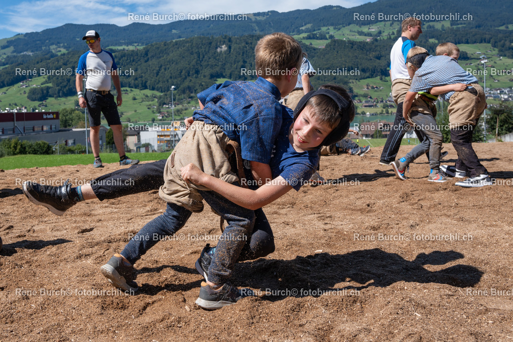 RB_05323 | René Burch leidenschaftlicher Fotograf aus Kerns in Obwalden.  Hier finden sie Sport, Landschaft und Natur Fotografie.
 - Realisiert mit Pictrs.com