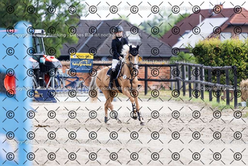 CL5A6449 | Emilia Reinking Fotografie - Realisiert mit Pictrs.com