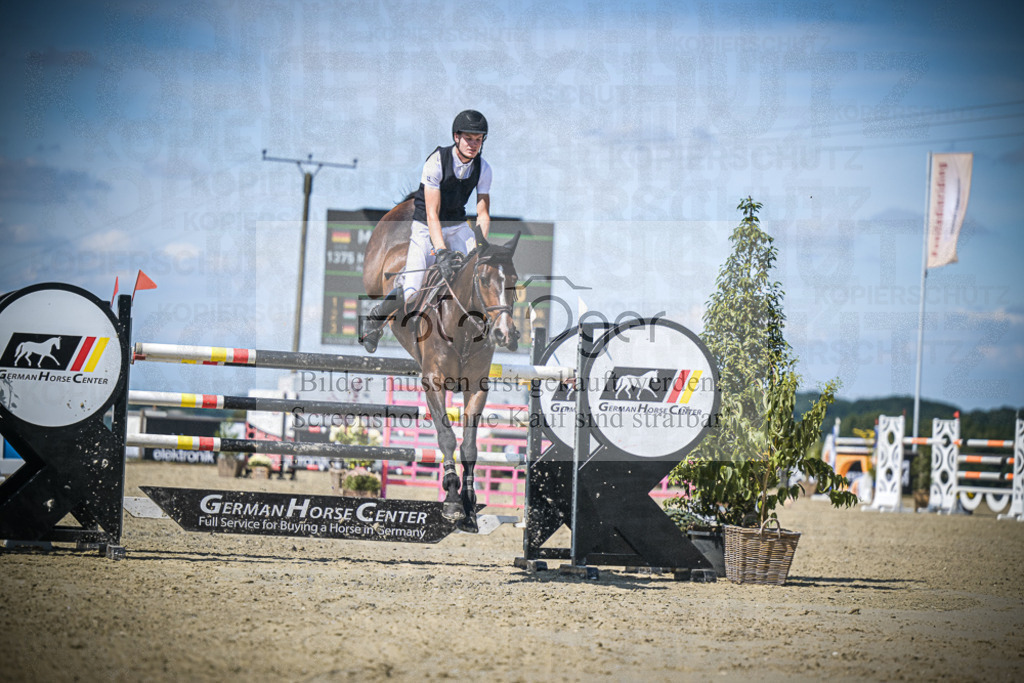 DOS_4205 | Entdecke hochwertige Reitturnierfotos von Foto Oger. Professionell, emotional und authentisch – jetzt Lieblingsmomente im Shop bestellen.Deutschlandweite Turnierfotografie. - Realisiert mit Pictrs.com