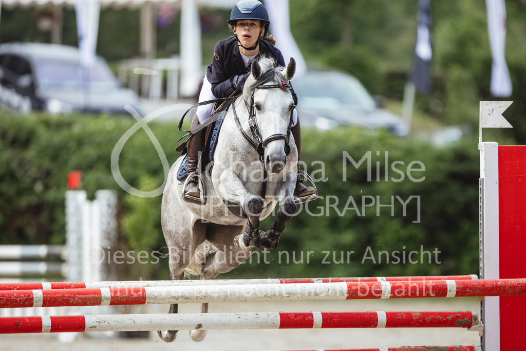 240519_Kalthof_Ponytrophy-153 | Deine schönsten Turniermomente als professionelle Fotos! Entdecke hochwertige Pferdesport-Fotografie im Online-Shop. Jetzt Fotos finden & bestellen!