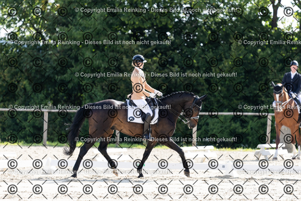 CL5A5773 | Emilia Reinking Fotografie - Realisiert mit Pictrs.com