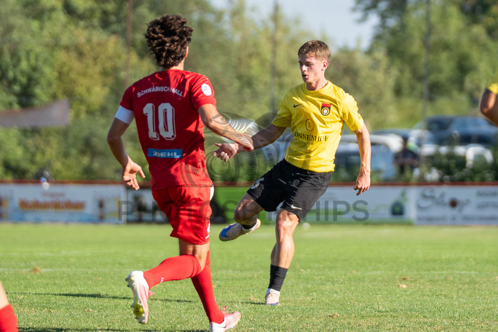SSV Schwäbisch Hall vs. SG Sonnenhof Großaspach, Fussball, WFV-Pokal, 3. Runde, 11.08.2026 | Christian Mistl (SG Sonnenhof Großaspach, #06),SSV Schwäbisch Hall vs. SG Sonnenhof Großaspach, Fussball, WFV-Pokal, 3. Runde, 11.08.2026
