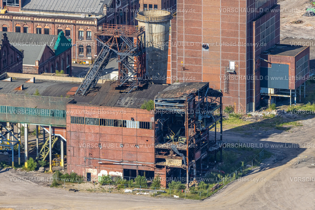 Hamm250500937 | Luftbild, Abrissarbeiten neben dem Hammerkopfturm am Bergwerk Ost Heinrich Robert, Stadtbezirk Pelkum, Hamm, Ruhrgebiet, Nordrhein-Westfalen, Deutschland