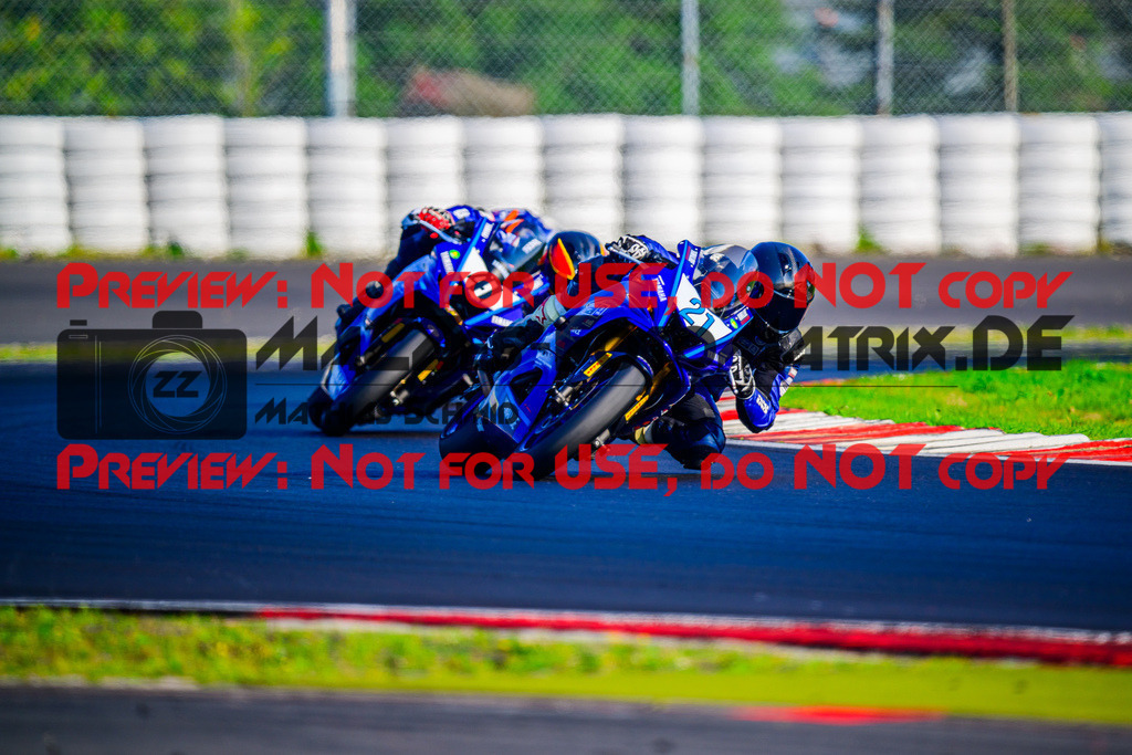 MaZZes_FotoMatrix_240831_6007705_1876 | R7