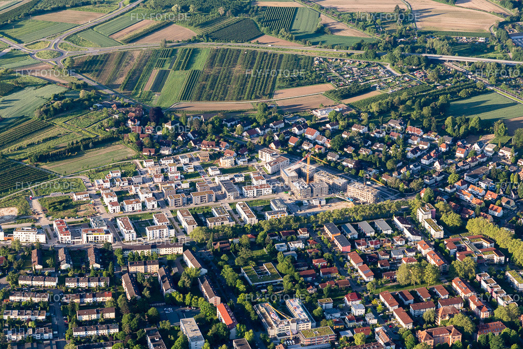 Neubaugebiet Fessenbacher Straße | Luftbild: Neubaugebiet Fessenbacher Straße in Offenburg im Bundesland Baden-Württemberg in Deutschland. Foto: IMG_114955.jpg vom 01.06.2019 durch Werner Riehm/FLY-FOTO.de - Realisiert mit Pictrs.com